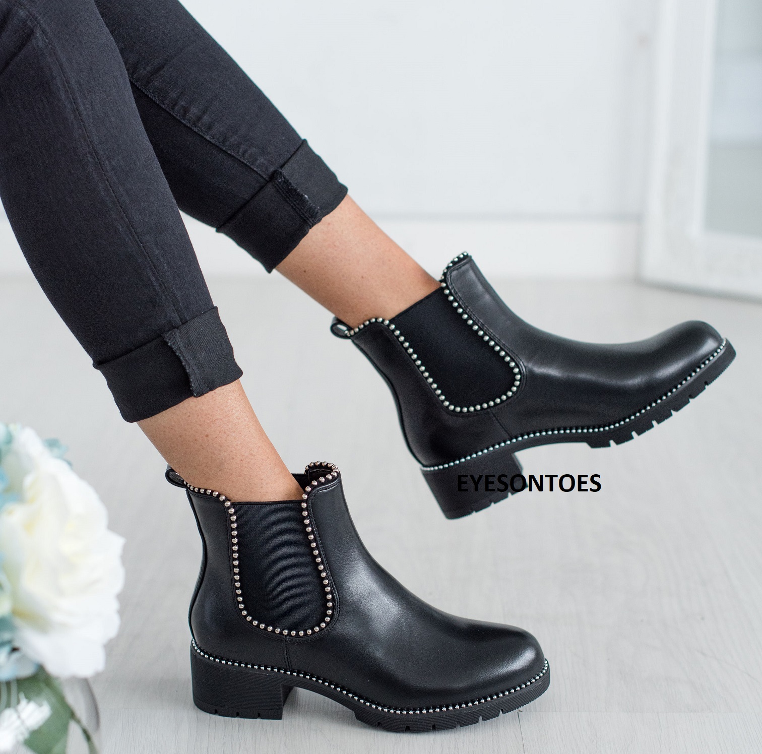 Bottines shop chelsea cloutées